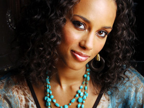 Alicia Keys Fashion Turquoise Bead Necklace