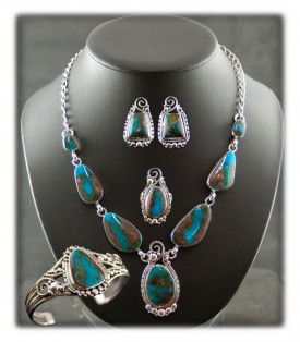 American Turquoise Necklaces