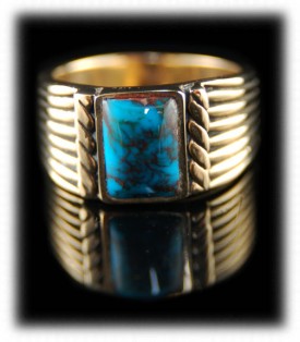 Handmade Gold Band with Bisbee Turquoise from Arizona, USA - Ring