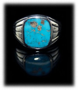 Mens Turquoise Saddle Ring with inlaid natural Villa Grove from Colorado