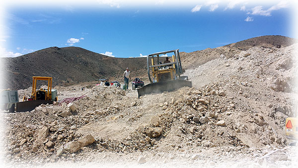 Mining Pilot Mountain Turquoise with the Wilsons