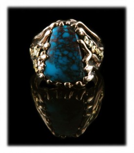 Pictured Here is an incredible Red Web Bisbee Turquoise Gold Ring for Men by Durango Silver Company