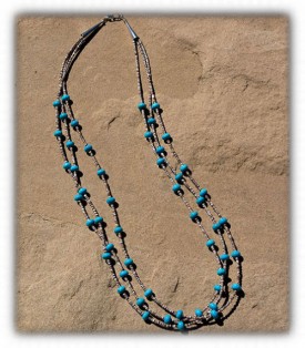 Vintage Style Turquoise Bead Necklace